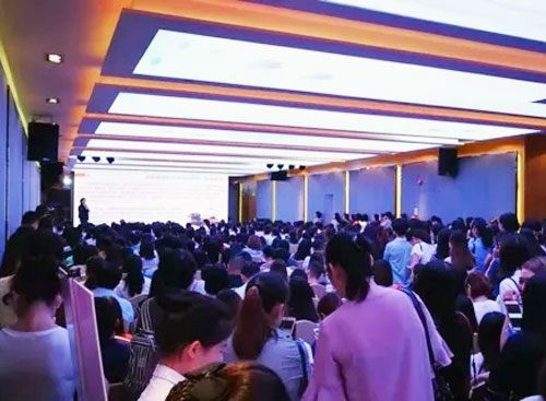 尊龙凯时科技eHR系统专业钻研会现场